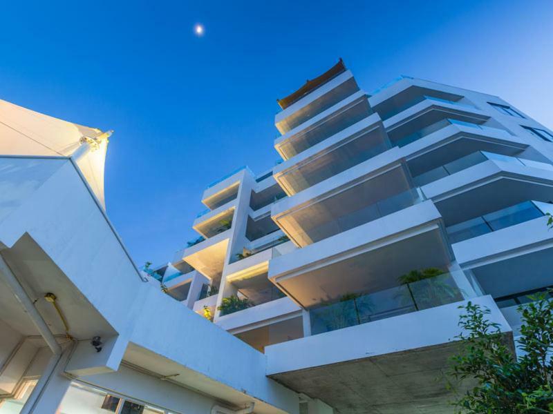 Sansuri Resort - Luxury Apartments Pantai Surin Luaran gambar