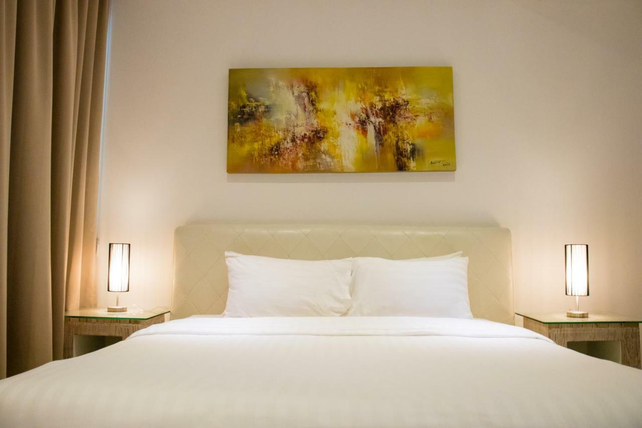 Sansuri Resort - Luxury Apartments Pantai Surin Luaran gambar