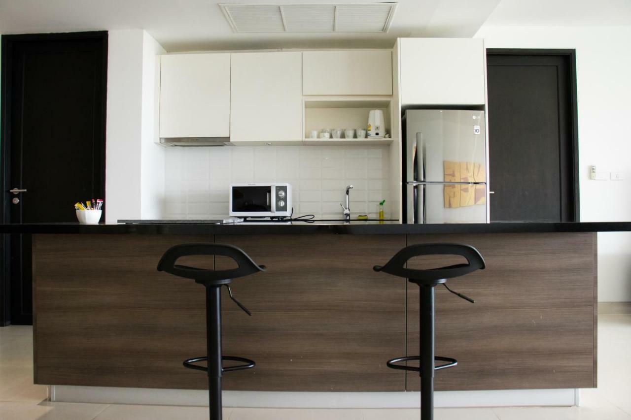Sansuri Resort - Luxury Apartments Pantai Surin Luaran gambar